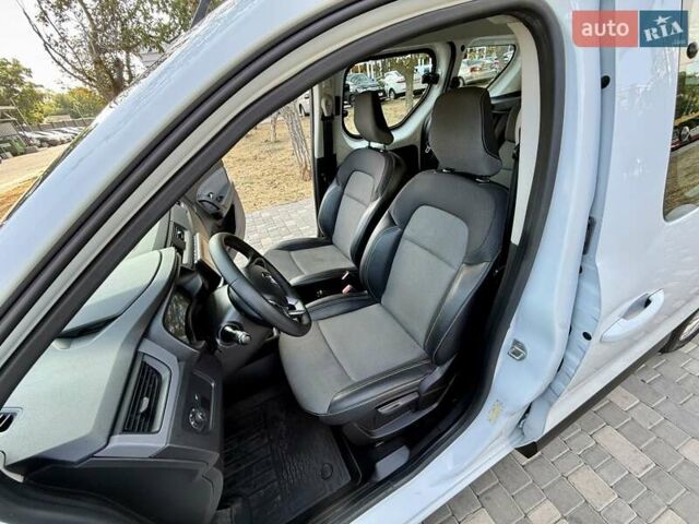 Белый Рено Экспресс, объемом двигателя 1.5 л и пробегом 57 тыс. км за 10800 $, фото 34 на Automoto.ua