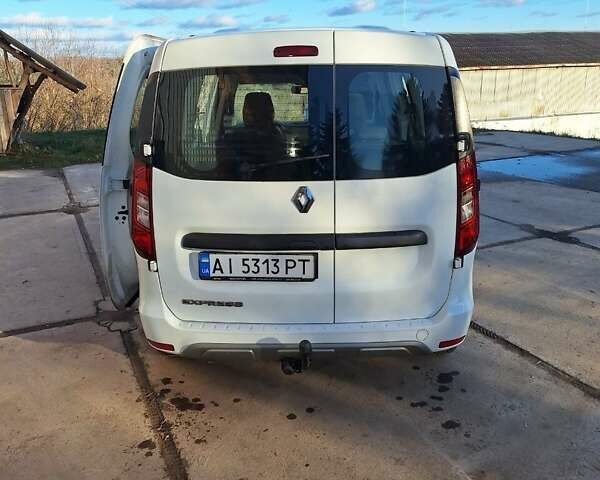 Белый Рено Экспресс, объемом двигателя 1.46 л и пробегом 60 тыс. км за 22500 $, фото 4 на Automoto.ua