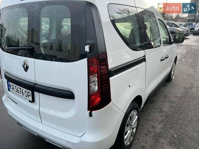 Білий Рено Експрес, об'ємом двигуна 1.46 л та пробігом 5 тис. км за 18499 $, фото 8 на Automoto.ua