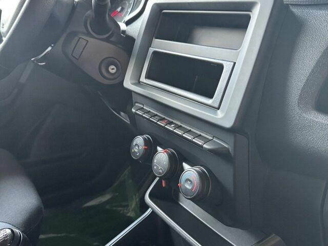 Белый Рено Экспресс, объемом двигателя 0 л и пробегом 0 тыс. км за 21780 $, фото 6 на Automoto.ua