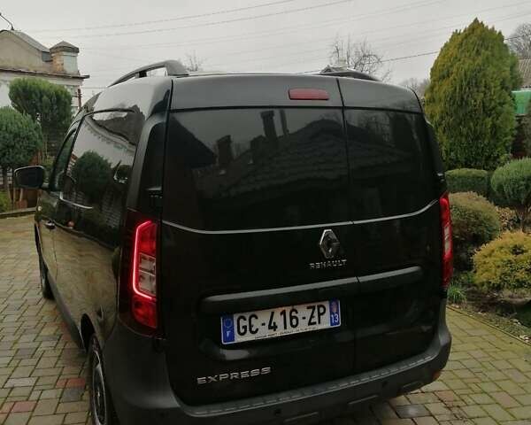 Черный Рено Экспресс, объемом двигателя 1.5 л и пробегом 222 тыс. км за 10300 $, фото 9 на Automoto.ua