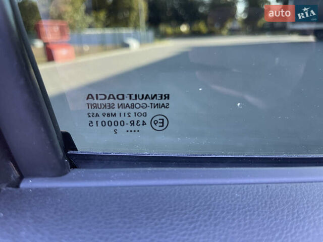 Чорний Рено Експрес, об'ємом двигуна 1.46 л та пробігом 45 тис. км за 14800 $, фото 26 на Automoto.ua
