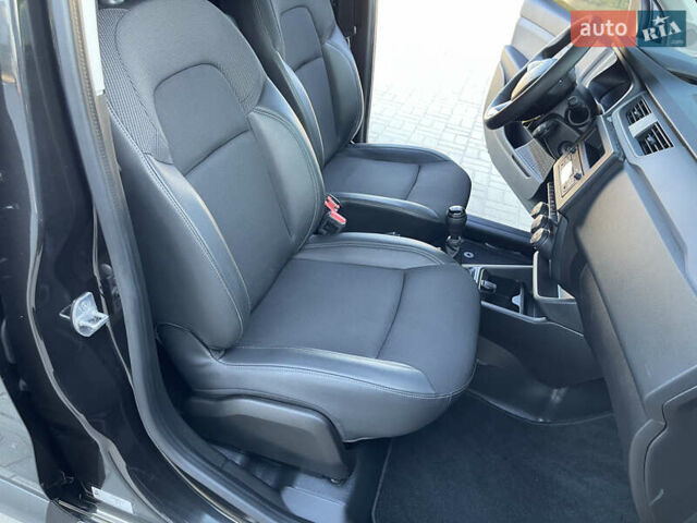 Чорний Рено Експрес, об'ємом двигуна 1.46 л та пробігом 45 тис. км за 14800 $, фото 33 на Automoto.ua