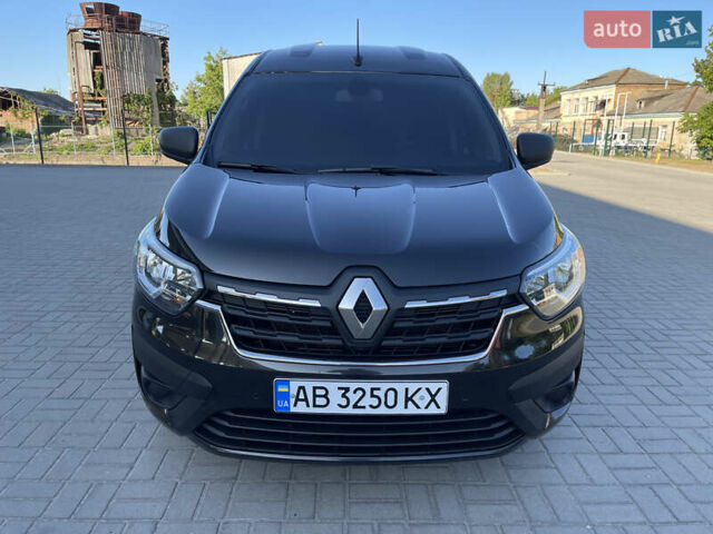 Чорний Рено Експрес, об'ємом двигуна 1.46 л та пробігом 45 тис. км за 14800 $, фото 4 на Automoto.ua