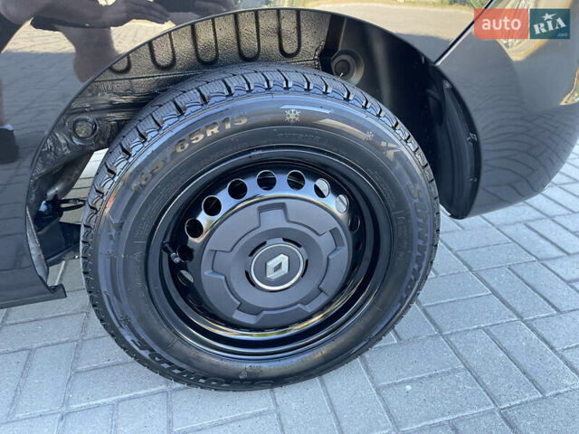 Чорний Рено Експрес, об'ємом двигуна 1.46 л та пробігом 45 тис. км за 14800 $, фото 16 на Automoto.ua