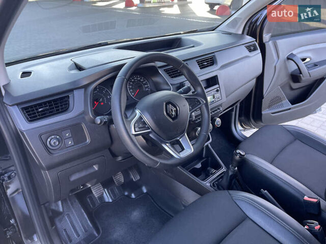 Чорний Рено Експрес, об'ємом двигуна 1.46 л та пробігом 45 тис. км за 14800 $, фото 28 на Automoto.ua