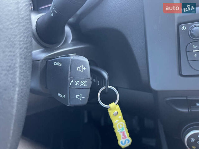 Чорний Рено Експрес, об'ємом двигуна 1.46 л та пробігом 45 тис. км за 14800 $, фото 43 на Automoto.ua