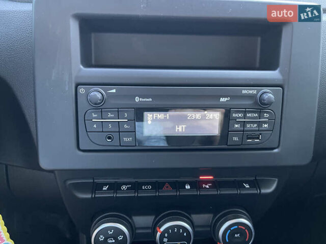 Чорний Рено Експрес, об'ємом двигуна 1.46 л та пробігом 45 тис. км за 14800 $, фото 44 на Automoto.ua