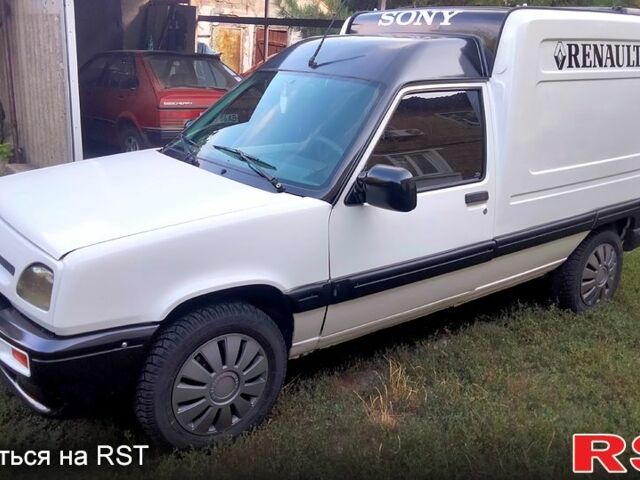 Рено Експрес, об'ємом двигуна 1.7 л та пробігом 0 тис. км за 2300 $, фото 3 на Automoto.ua