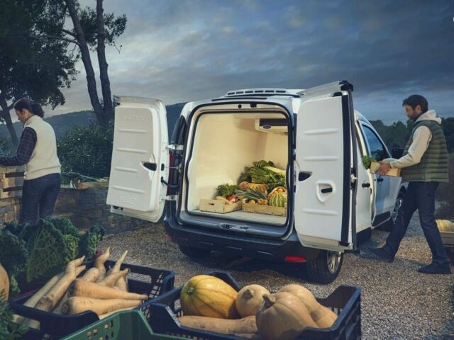 Рено Експрес, об'ємом двигуна 1.5 л та пробігом 0 тис. км за 21632 $, фото 4 на Automoto.ua