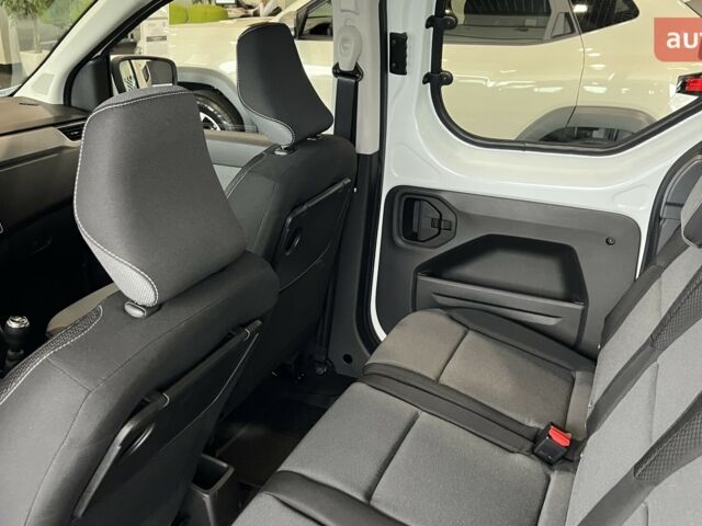 купить новое авто Рено Экспресс 2025 года от официального дилера Автоцентр AUTO.RIA Рено фото