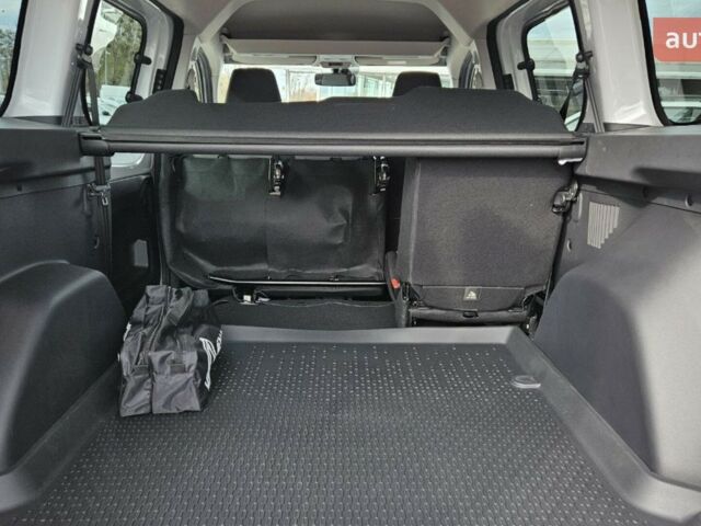 Рено Експрес, об'ємом двигуна 1.46 л та пробігом 0 тис. км за 23515 $, фото 6 на Automoto.ua