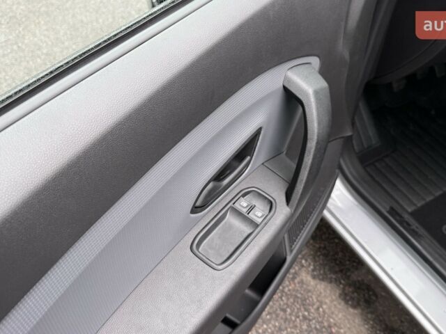 купить новое авто Рено Экспресс 2025 года от официального дилера Автоцентр AUTO.RIA Рено фото