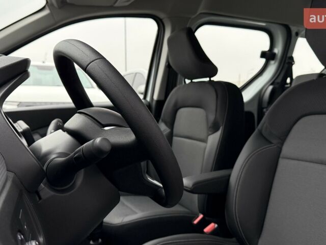 купить новое авто Рено Экспресс 2025 года от официального дилера Автоцентр AUTO.RIA Рено фото