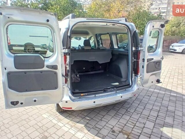 Рено Експрес, об'ємом двигуна 1.46 л та пробігом 0 тис. км за 25859 $, фото 7 на Automoto.ua
