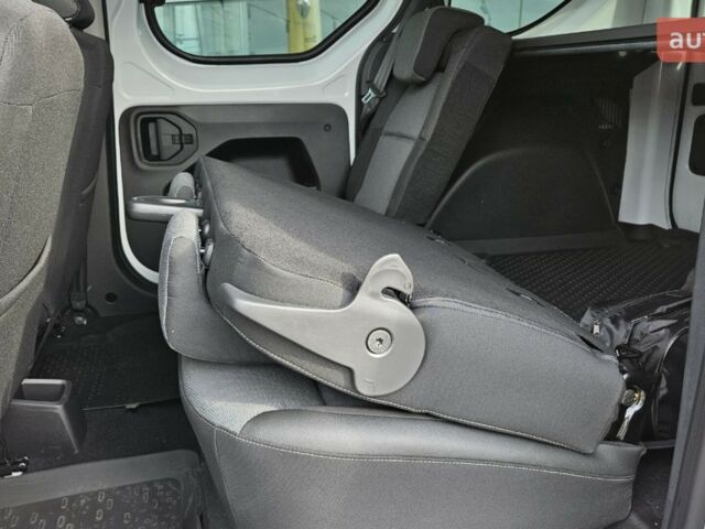 Рено Експрес, об'ємом двигуна 1.46 л та пробігом 0 тис. км за 23848 $, фото 23 на Automoto.ua