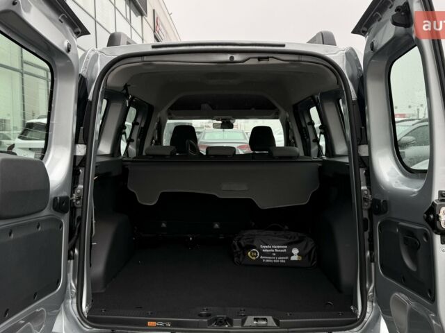 купить новое авто Рено Экспресс 2025 года от официального дилера Автоцентр AUTO.RIA Рено фото