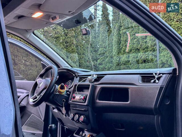 Серый Рено Экспресс, объемом двигателя 1.5 л и пробегом 102 тыс. км за 14500 $, фото 12 на Automoto.ua