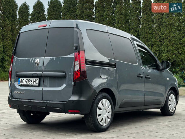 Серый Рено Экспресс, объемом двигателя 1.5 л и пробегом 102 тыс. км за 14500 $, фото 5 на Automoto.ua