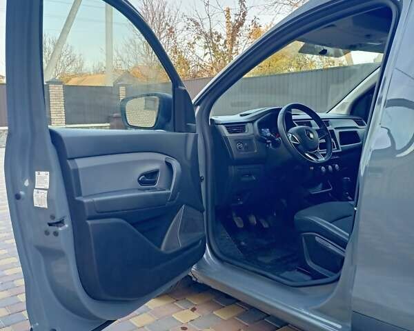 Серый Рено Экспресс, объемом двигателя 1.46 л и пробегом 33 тыс. км за 21000 $, фото 6 на Automoto.ua