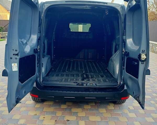 Серый Рено Экспресс, объемом двигателя 1.46 л и пробегом 33 тыс. км за 21000 $, фото 9 на Automoto.ua