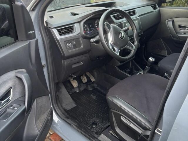 Серый Рено Экспресс, объемом двигателя 1.5 л и пробегом 12 тыс. км за 24000 $, фото 5 на Automoto.ua