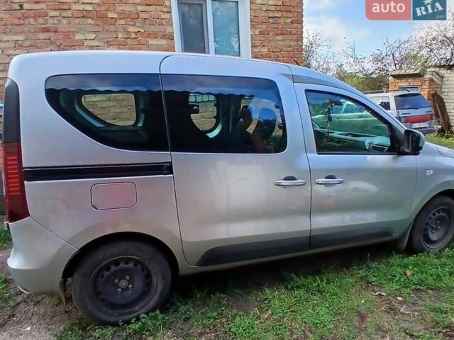 Серый Рено Экспресс, объемом двигателя 1.6 л и пробегом 14 тыс. км за 18000 $, фото 3 на Automoto.ua