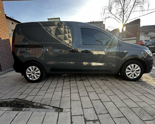 Серый Рено Экспресс, объемом двигателя 1.46 л и пробегом 148 тыс. км за 12200 $, фото 4 на Automoto.ua