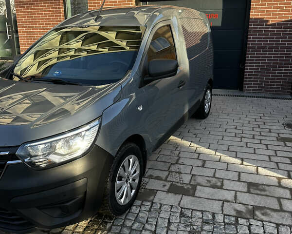 Серый Рено Экспресс, объемом двигателя 1.46 л и пробегом 148 тыс. км за 12200 $, фото 1 на Automoto.ua