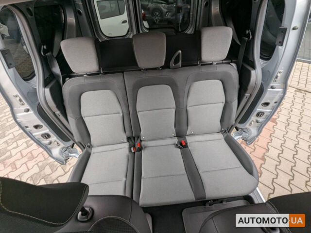 Серый Рено Экспресс, объемом двигателя 1.5 л и пробегом 14 тыс. км за 20190 $, фото 10 на Automoto.ua