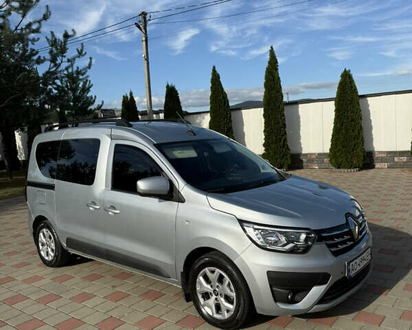 Сірий Рено Експрес, об'ємом двигуна 1.46 л та пробігом 30 тис. км за 22300 $, фото 15 на Automoto.ua