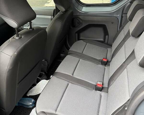 Рено Экспресс 2024 в Киеве на Automoto.ua Серый Рено Экспресс, объемом двигателя 1.46 л и пробегом 2 тыс. км за 23222 $, фото 5 на Automoto.ua