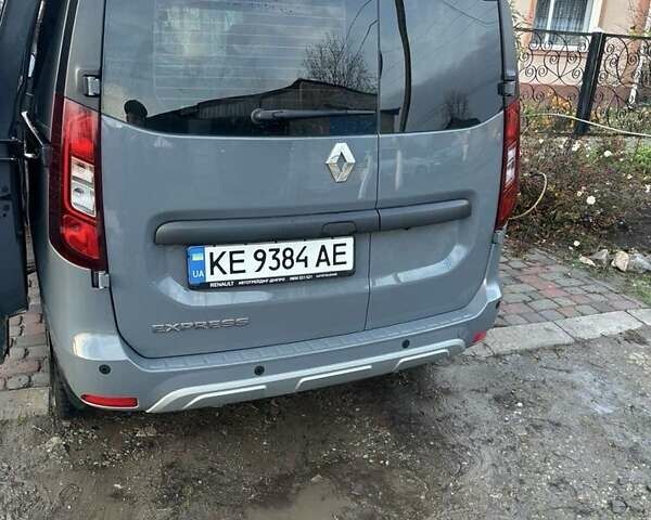 Серый Рено Экспресс, объемом двигателя 1.5 л и пробегом 12 тыс. км за 24000 $, фото 3 на Automoto.ua