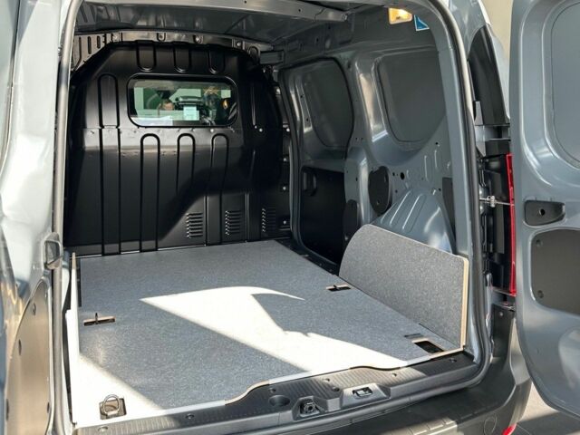 Серый Рено Экспресс, объемом двигателя 0 л и пробегом 0 тыс. км за 22204 $, фото 15 на Automoto.ua