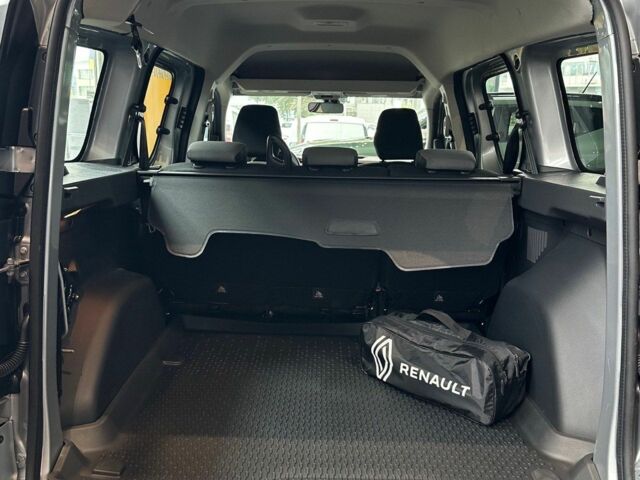 Серый Рено Экспресс, объемом двигателя 0 л и пробегом 0 тыс. км за 26162 $, фото 10 на Automoto.ua