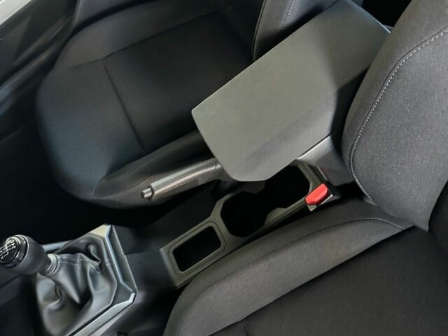 Серый Рено Экспресс, объемом двигателя 0 л и пробегом 0 тыс. км за 22204 $, фото 10 на Automoto.ua