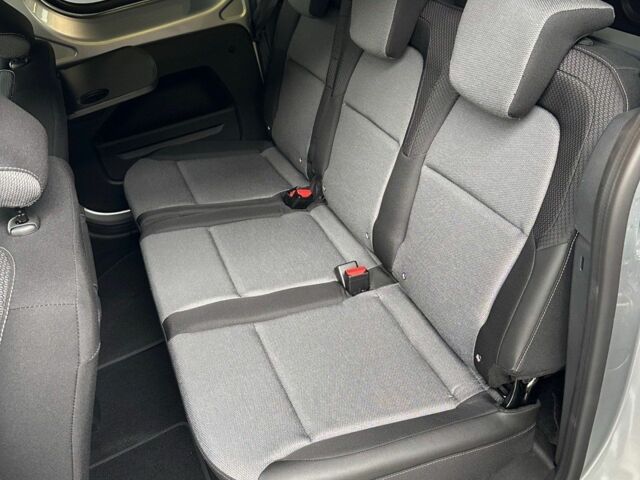 Серый Рено Экспресс, объемом двигателя 0 л и пробегом 0 тыс. км за 26162 $, фото 9 на Automoto.ua