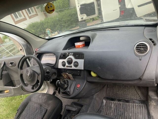 Серый Рено Экспресс, объемом двигателя 1.5 л и пробегом 380 тыс. км за 3450 $, фото 7 на Automoto.ua