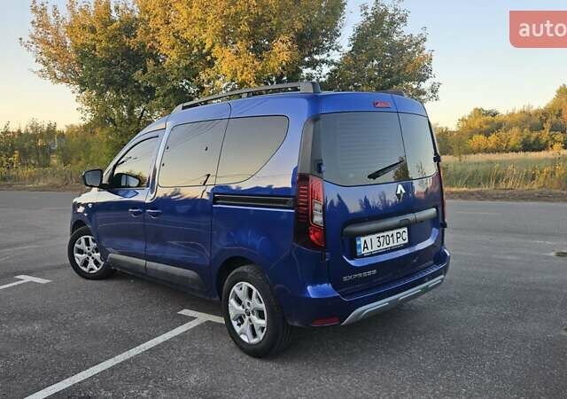 Синій Рено Експрес, об'ємом двигуна 1.46 л та пробігом 37 тис. км за 20800 $, фото 31 на Automoto.ua