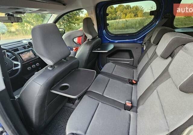 Синий Рено Экспресс, объемом двигателя 1.46 л и пробегом 39 тыс. км за 20900 $, фото 47 на Automoto.ua