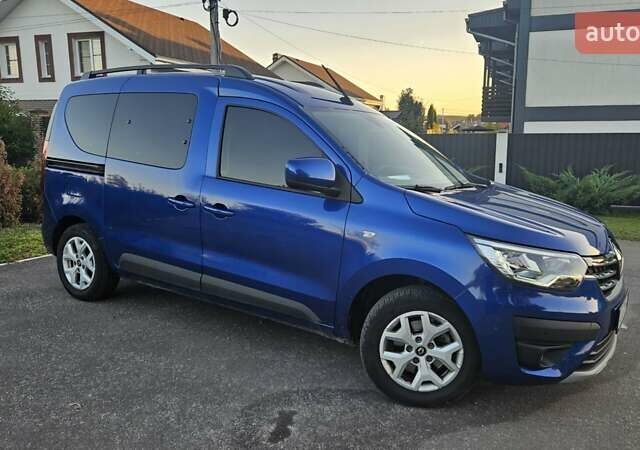 Синій Рено Експрес, об'ємом двигуна 1.46 л та пробігом 37 тис. км за 20800 $, фото 24 на Automoto.ua