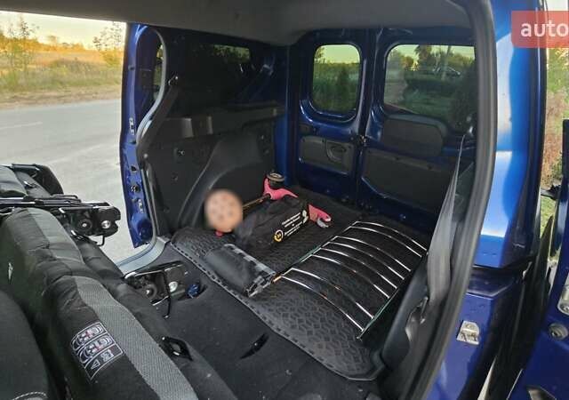 Синий Рено Экспресс, объемом двигателя 1.46 л и пробегом 39 тыс. км за 20900 $, фото 40 на Automoto.ua