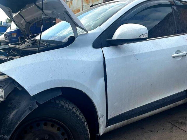 Білий Рено Флюенс, об'ємом двигуна 1.5 л та пробігом 350 тис. км за 2999 $, фото 7 на Automoto.ua