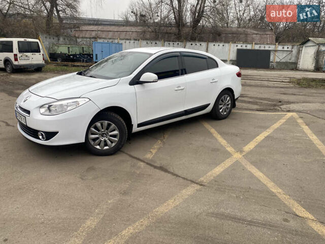 Белый Рено Флюенс, объемом двигателя 1.46 л и пробегом 295 тыс. км за 5600 $, фото 6 на Automoto.ua