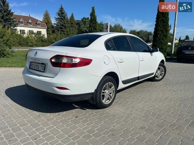 Білий Рено Флюенс, об'ємом двигуна 1.46 л та пробігом 263 тис. км за 5700 $, фото 5 на Automoto.ua