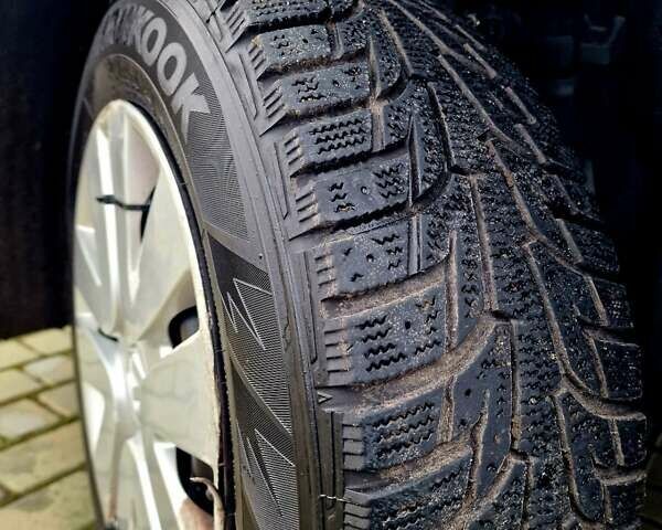 Білий Рено Флюенс, об'ємом двигуна 1.6 л та пробігом 273 тис. км за 5100 $, фото 23 на Automoto.ua