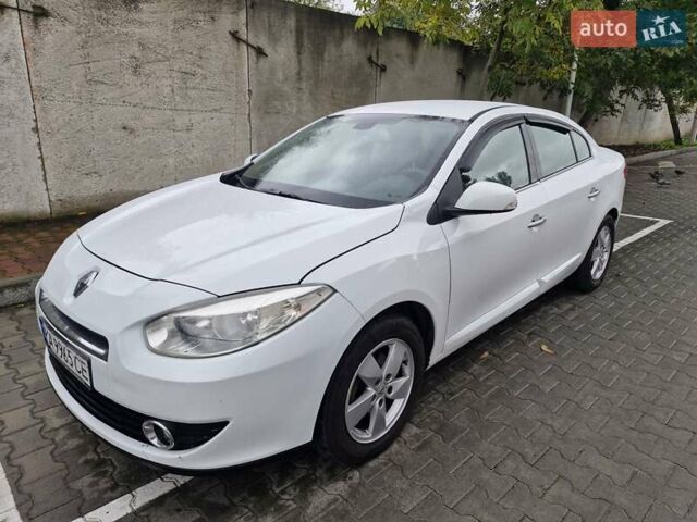 Белый Рено Флюенс, объемом двигателя 2 л и пробегом 163 тыс. км за 4200 $, фото 19 на Automoto.ua