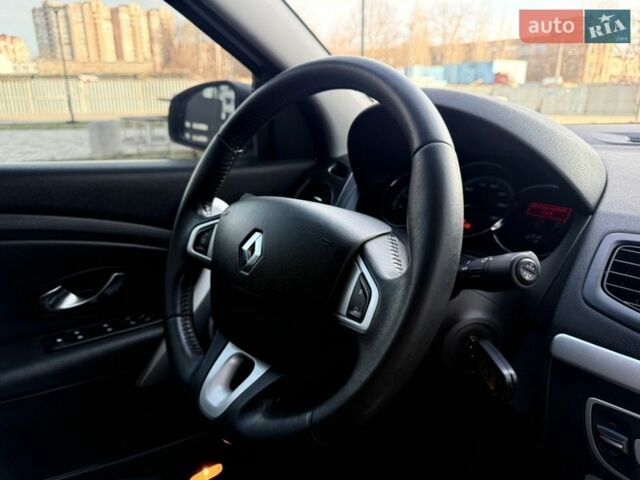 Білий Рено Флюенс, об'ємом двигуна 0 л та пробігом 151 тис. км за 5999 $, фото 61 на Automoto.ua