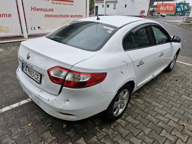 Белый Рено Флюенс, объемом двигателя 2 л и пробегом 163 тыс. км за 4500 $, фото 8 на Automoto.ua