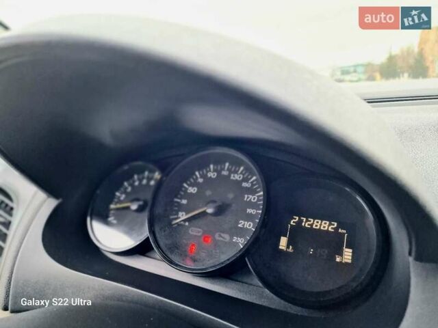 Білий Рено Флюенс, об'ємом двигуна 1.6 л та пробігом 273 тис. км за 5100 $, фото 21 на Automoto.ua